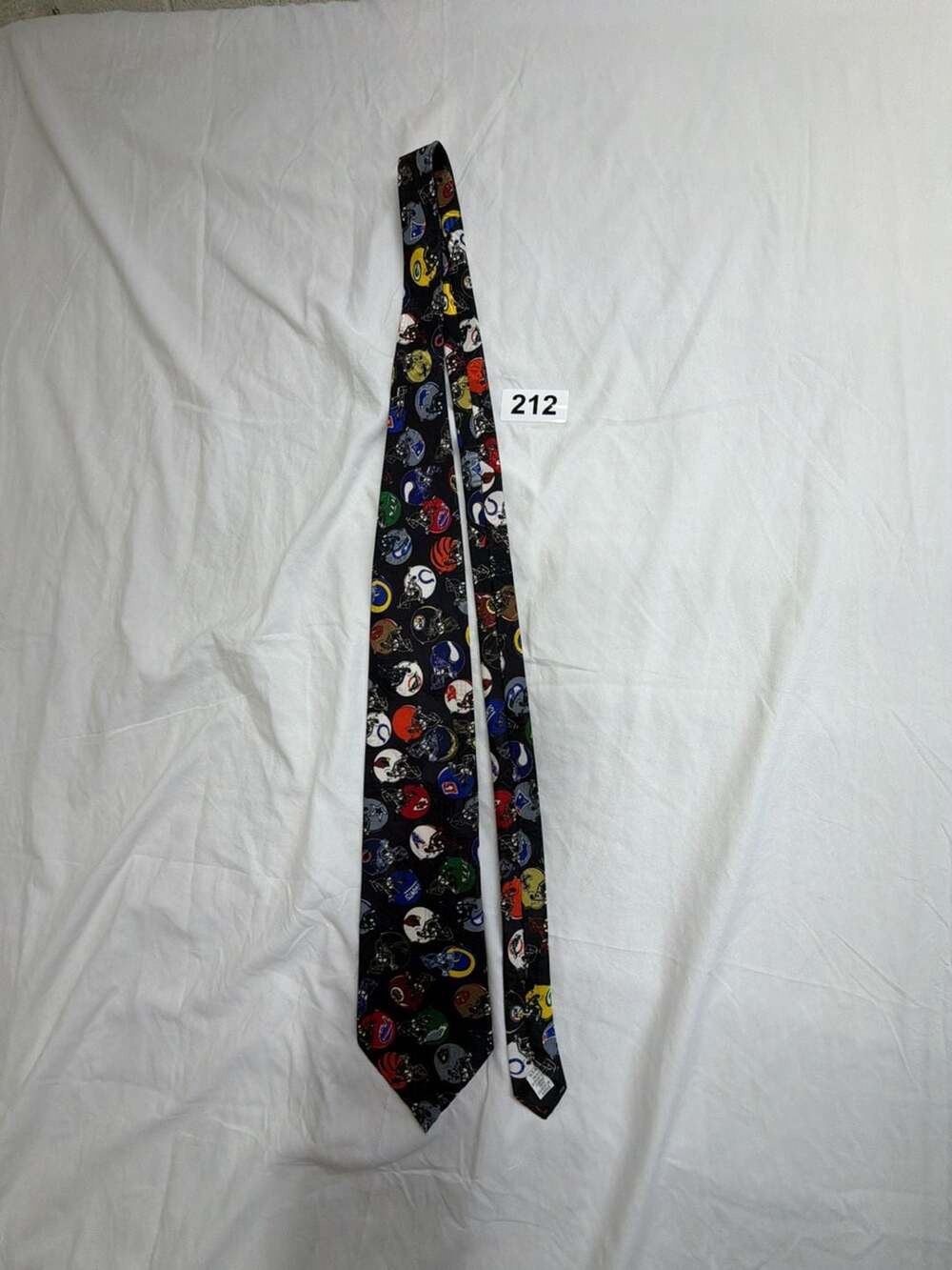 Vintage Team NFL Men's Neck Tie Black Football Helmets Silk